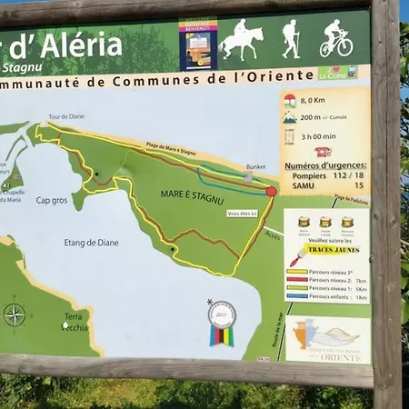 Marine De Bravone T2 Terrasse Front De - Pieds Dans L'eau - Clim - Piscine - Wifi
