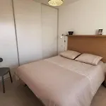 Marine De Bravone T2 Terrasse Front De - Pieds Dans L'eau - Clim - Piscine - Wifi アパート Linguizzetta